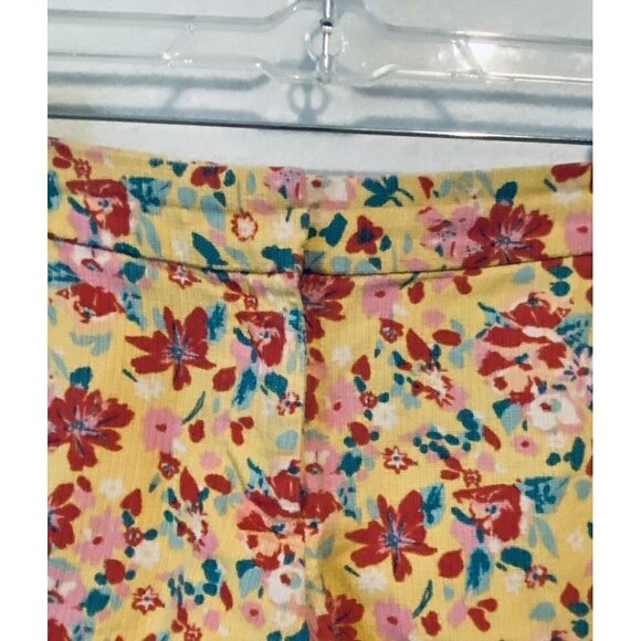 J Crew Shorts Womens 8 Yellow Ditsy Floral Basketweave 5 Inch Pockets Boho - Picture 3 of 6